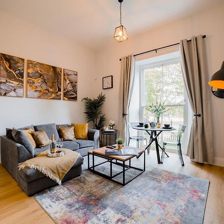 York Place One Harrogate Bagian luar foto