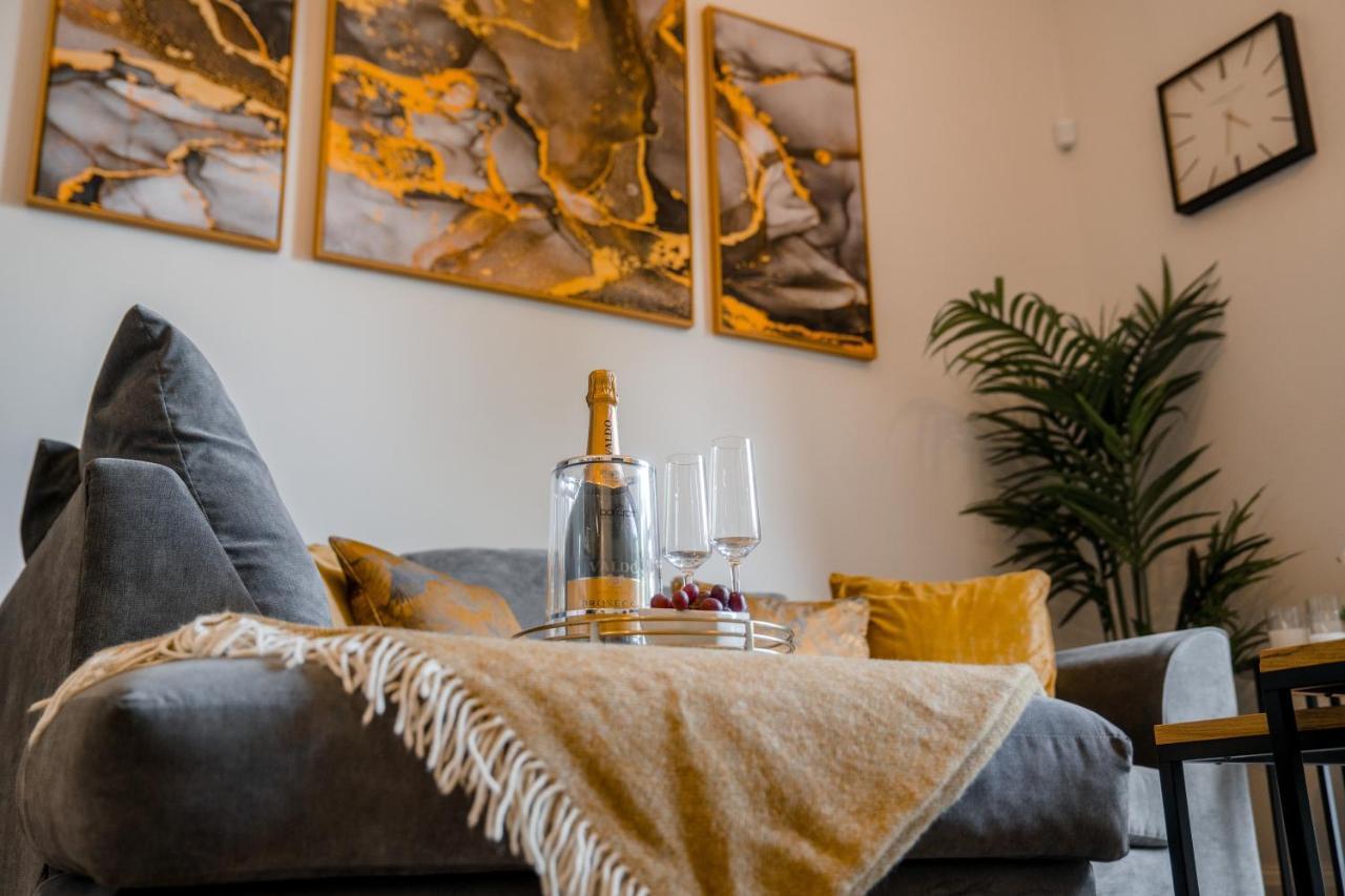 York Place One Harrogate Bagian luar foto